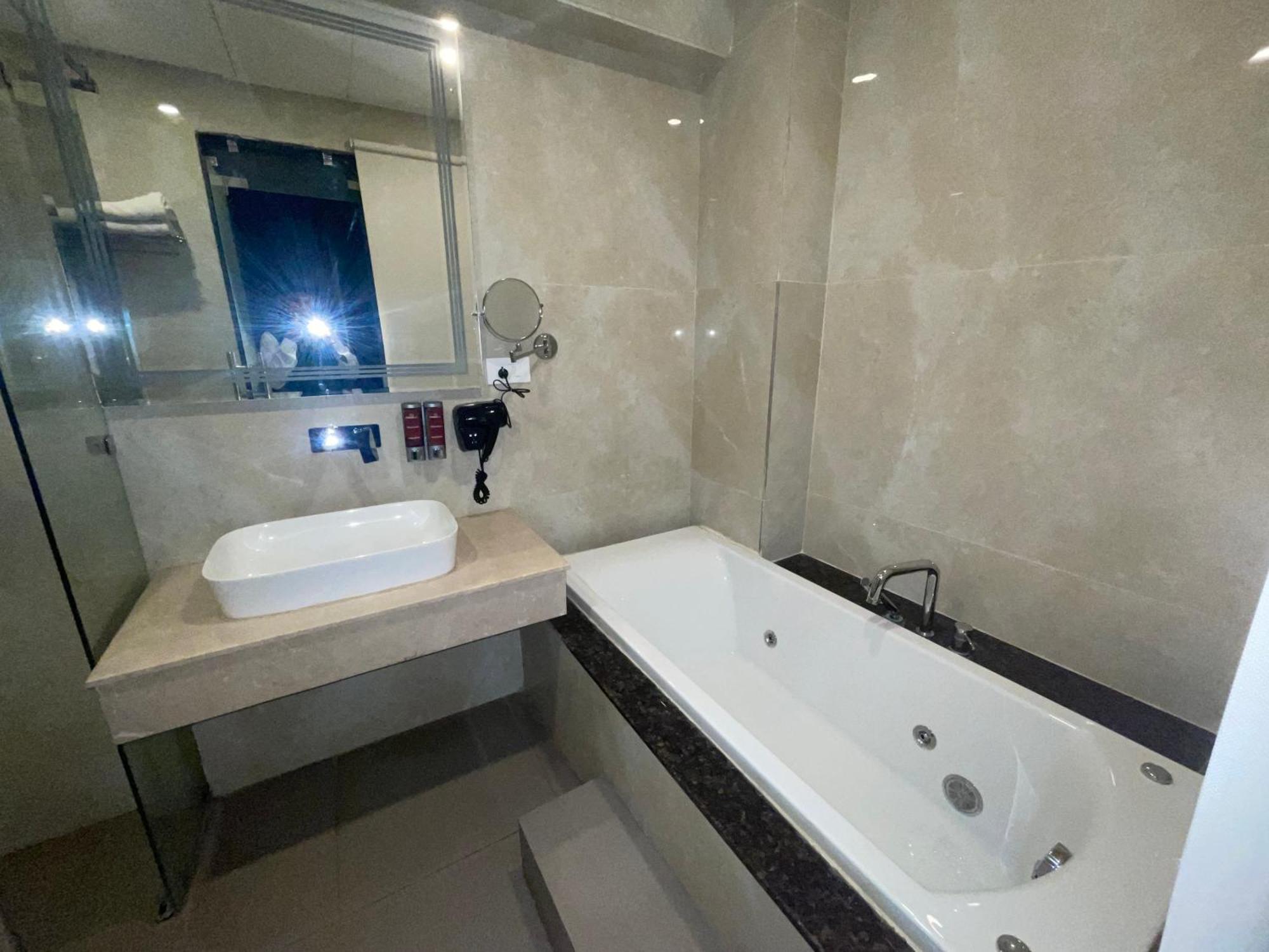 Pride Hotel And Resort Rishikesh Luaran gambar